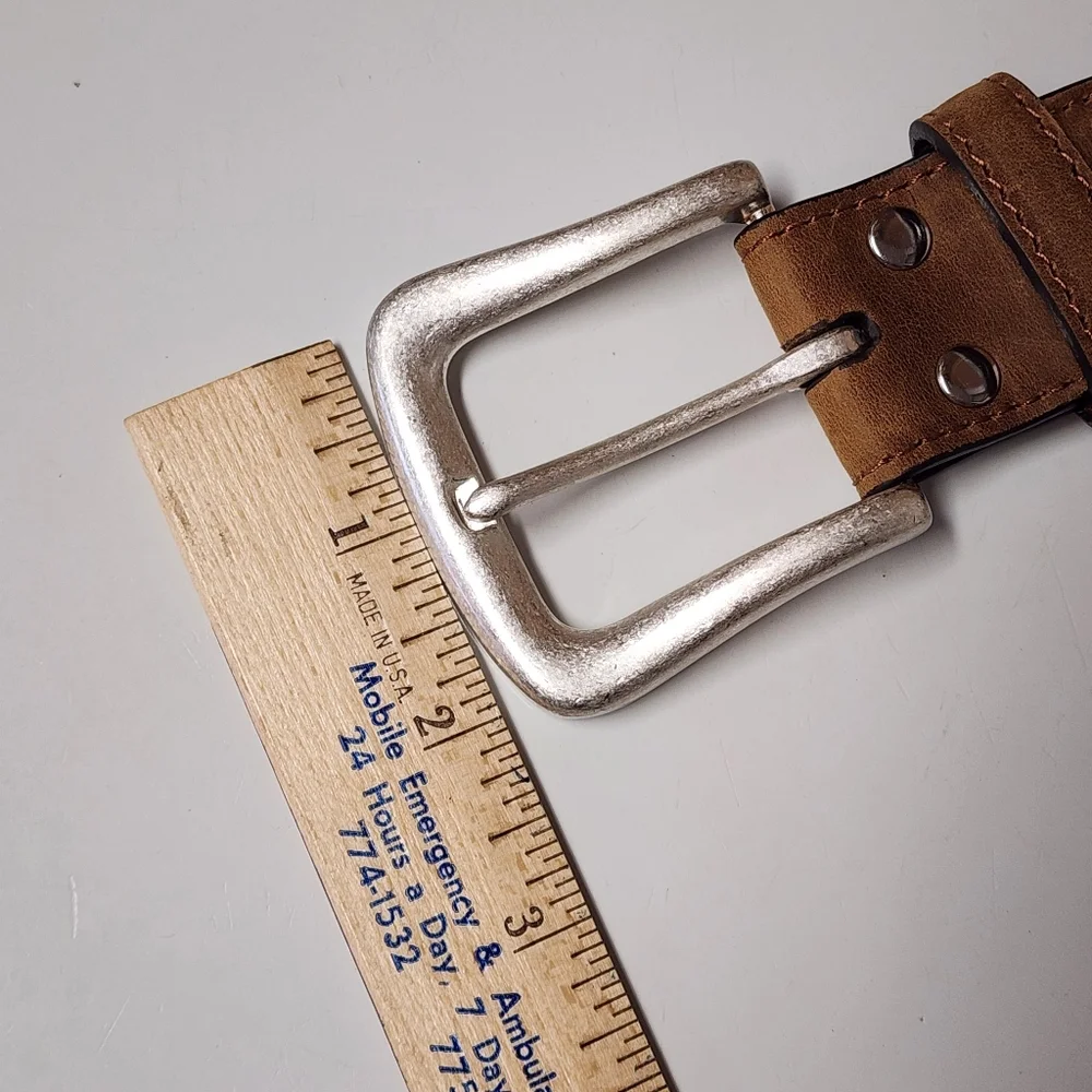 Nocona Belt Sz 32 Brown Tan Genuine Leather Silver Buckle Excellent Condition